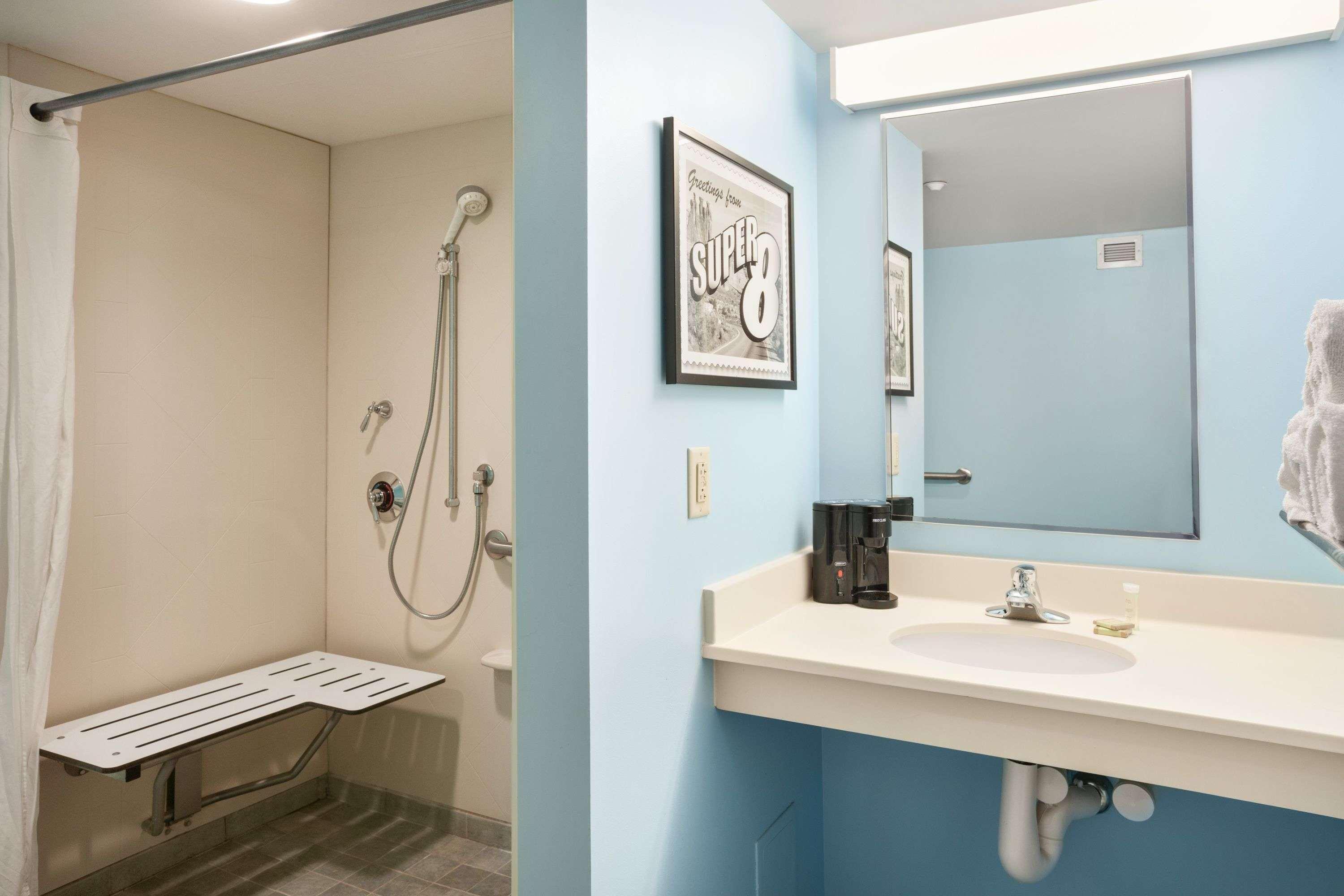 ซูเปอร์ 8 บาย วินด์แฮม เมานต์ลอเรล Hotel เมาท์ลอเรล ภายนอก รูปภาพ